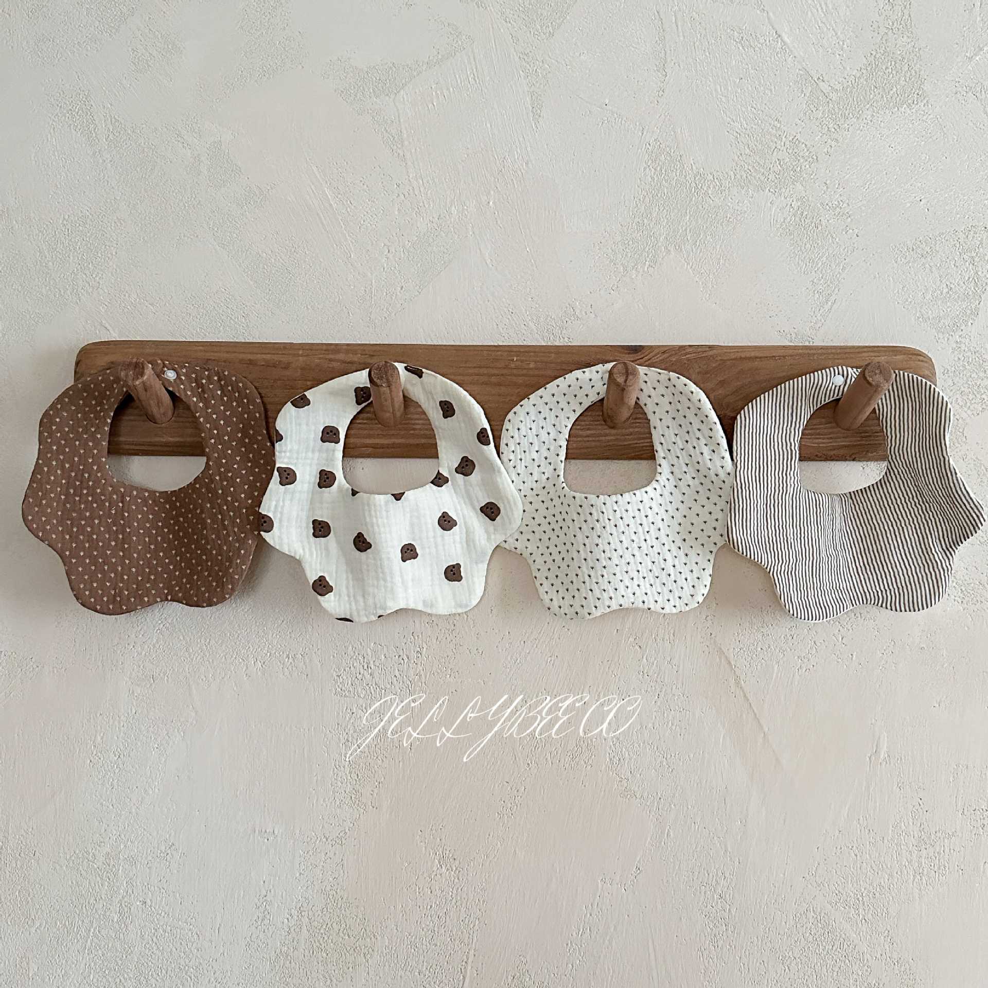 2025 Autumn and Winter Ins Korean Style Pure Cotton Newborn Saliva Towel Type a Cute Baby Bib Type a Bib