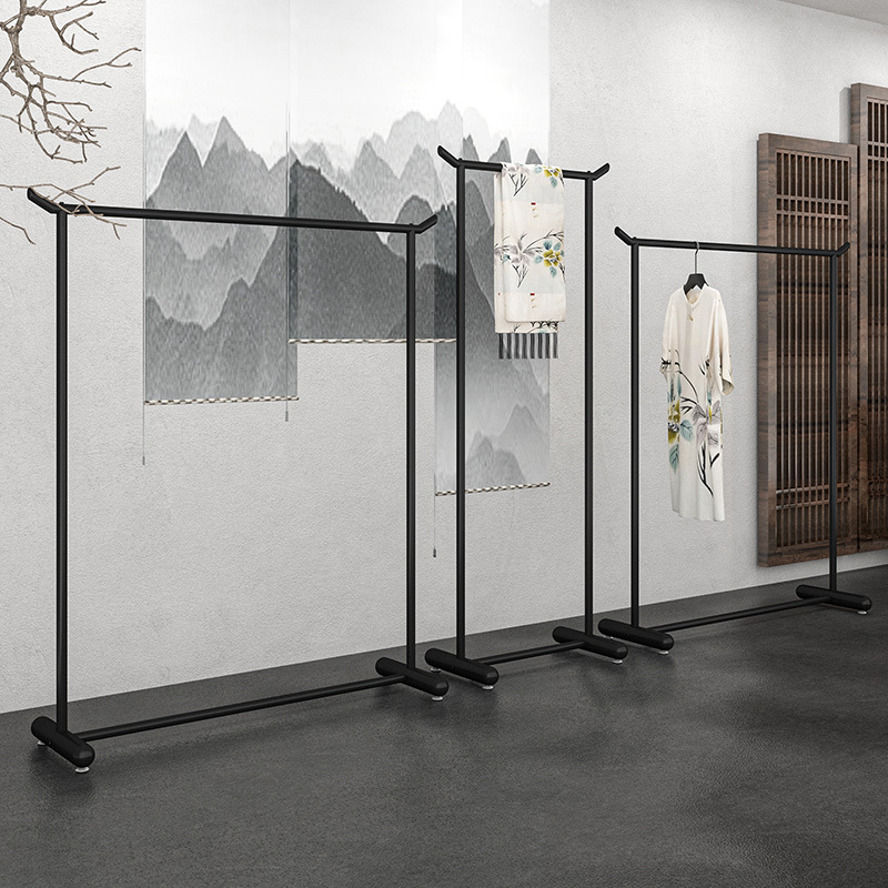 New Chinese-Style Floor-Standing Clothes Rack for Clothing Store, Iron Black Hanfu Xiuhe Studio Special Hanging Rack, Women's Clothing Display Rack