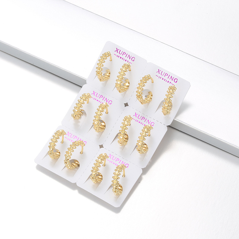 Xuping clavos aretes geométricos irregulares aretes de cobre aleación de nicho transfronterizo de diseño de aretes al por mayor personalizados