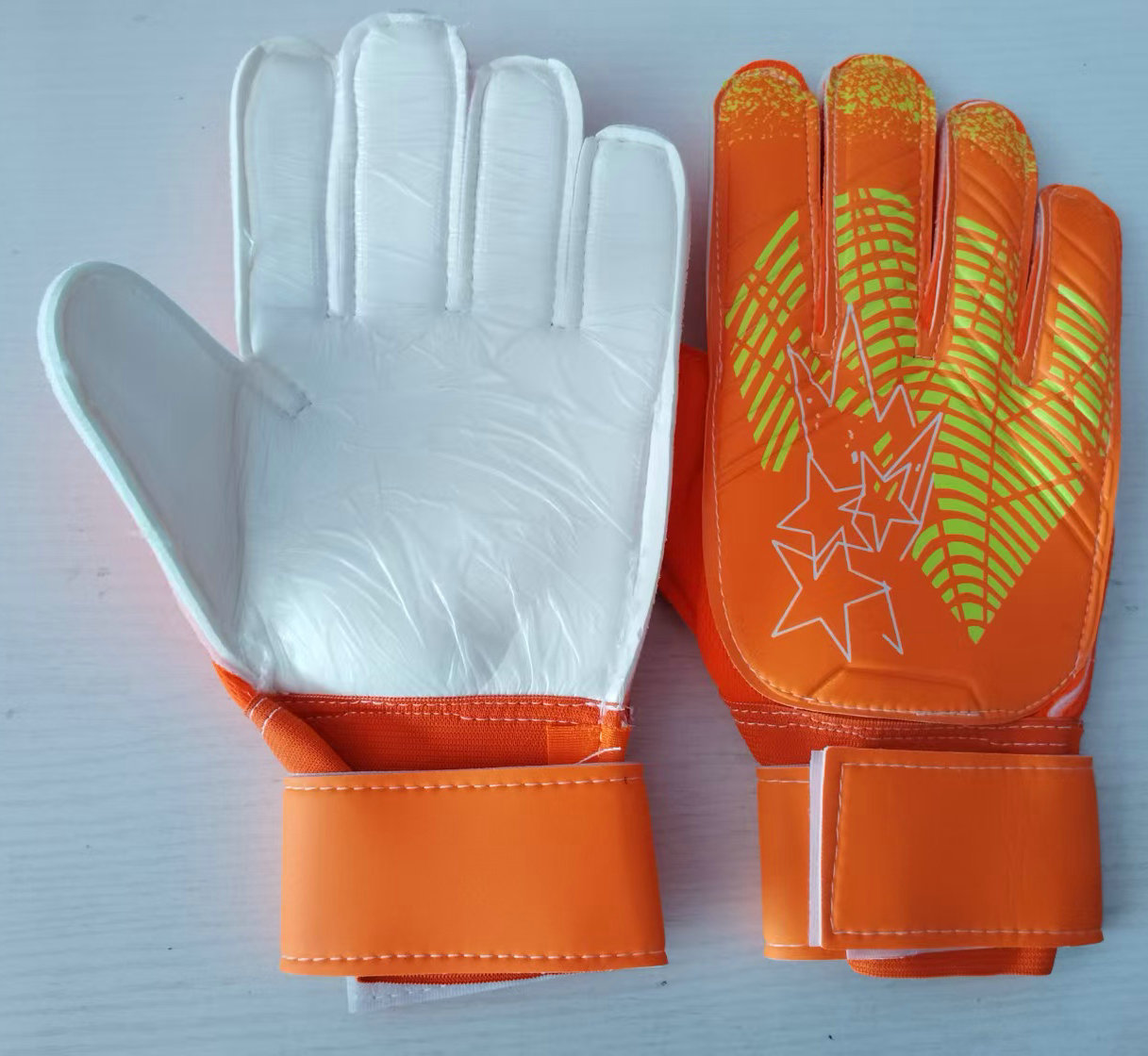 Guantes de portero de fútbol para niños y adultos, estudiantes de primaria, con protección para los dedos, guantes de portero de látex antideslizantes para entrenamiento para niños.
