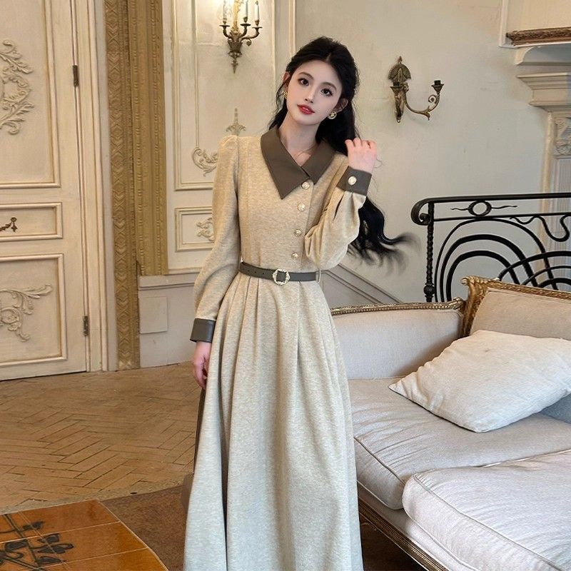 金缕檀心 法式气质纽扣拼接燕麦色长袖连衣裙女2025秋季新款长裙|undefined