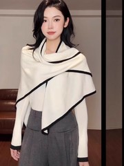 【包芯纱洗水】2025早秋巨好看的韩系穿搭设计感三角披肩+V