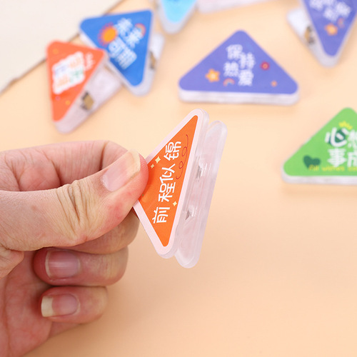 Motivational Triangle Book Clip Plastic Folder Holder for Office Students Book Corner Edge Bending Small Gift Gift