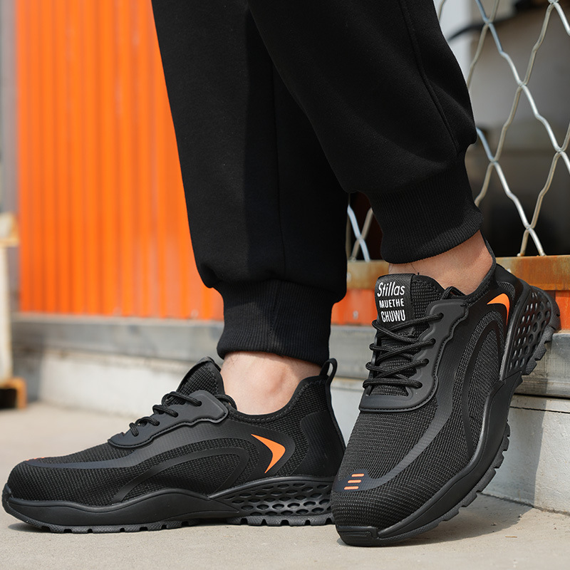 夏季大网孔透气劳保鞋男女防砸防刺隔静电钢头飞织网面现货供应