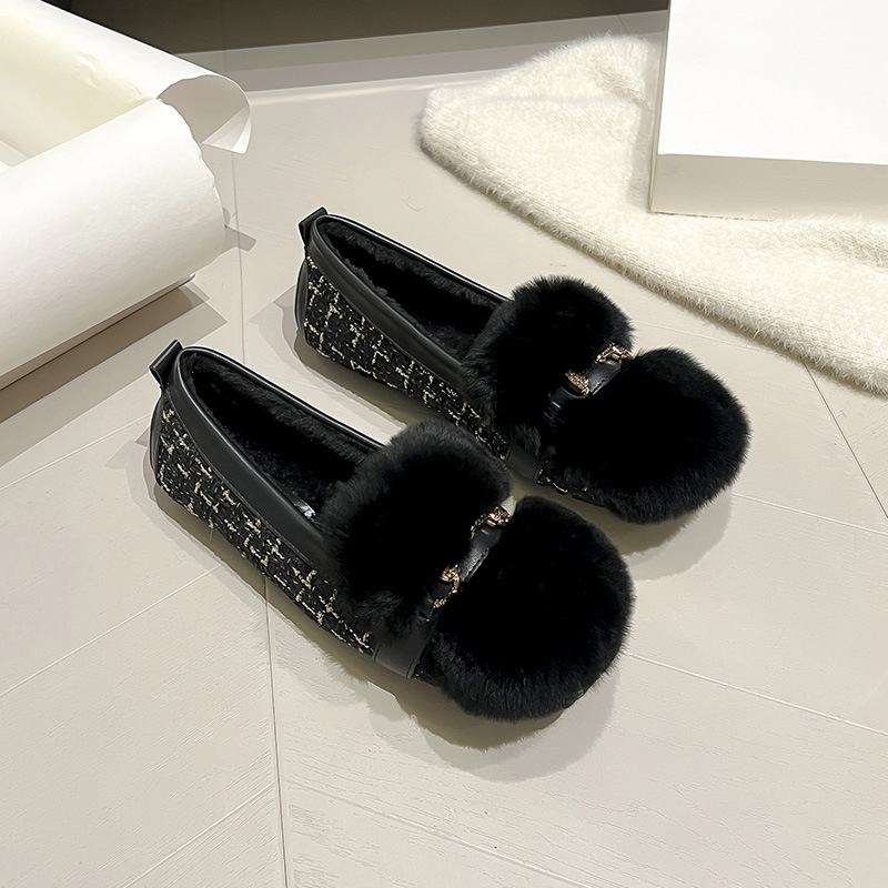 Zapatos de lana de invierno para mujeres 2024 nuevos zapatos de botón de diamante de frijol y zapatos de lana suaves de mujer tamaño 41 - 43 image 4