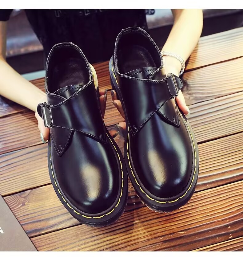 B8C56224F32573D6F7CB54C43DB63D