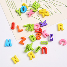 塑料彩色挂孔英文字母珠子DIY串珠材料儿童玩具配件挂饰批发