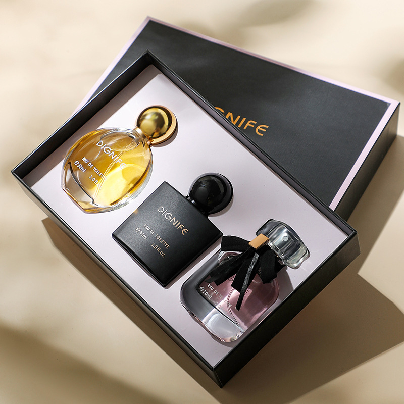 Transfronterizos directos para mujeres perfume caja de regalo set de agua libre pato negro revertido set de perfume parisino tres piezas al por mayor