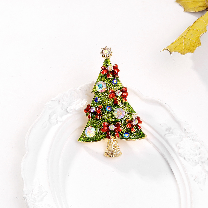 Christmas Festival Sweet Pin Christmas Tree Alloy Enamel Plating Inlay Rhinestones Unisex Brooches