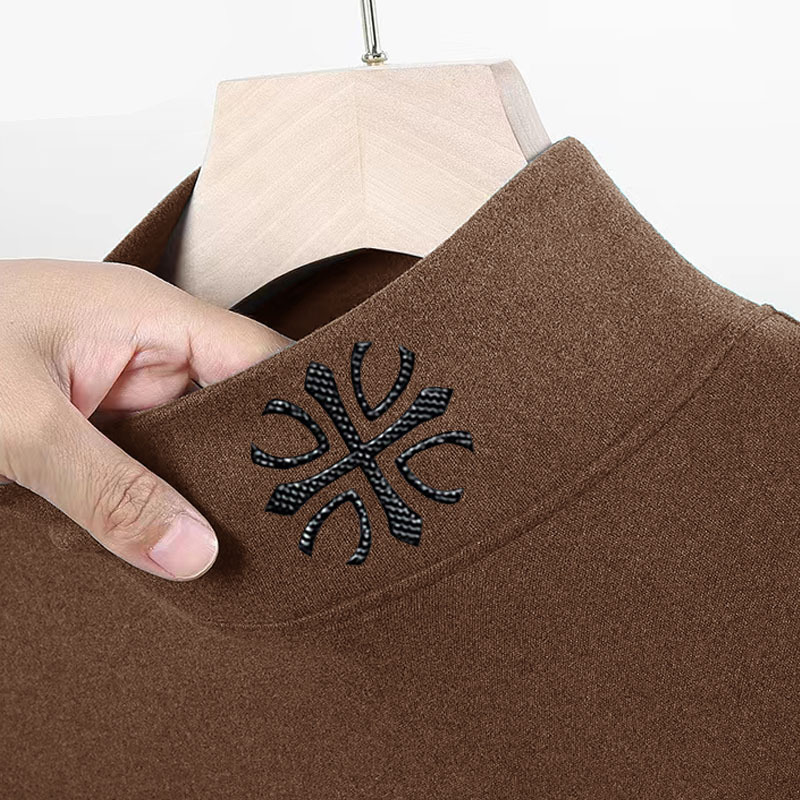 De terciopelo de media cuello alto de manga larga Camiseta de los hombres de Primavera y Otoño 2023 nuevo suéter interior impreso Top bottoming camisa de los hombres
