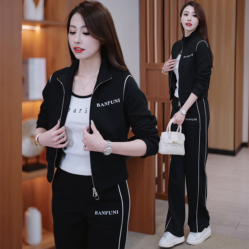 검은색