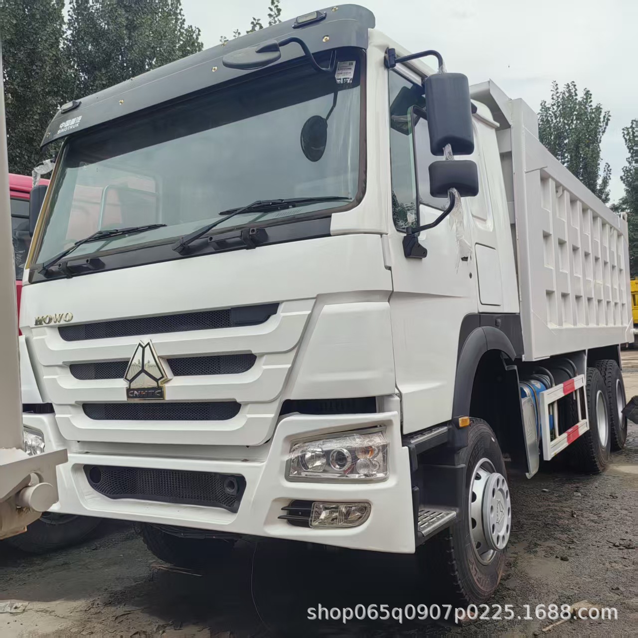 Export Africa Sales Used Howo 6×4 Dump Truck Sinotruk Heavy Duty Tipper Truck 371 Horsepower