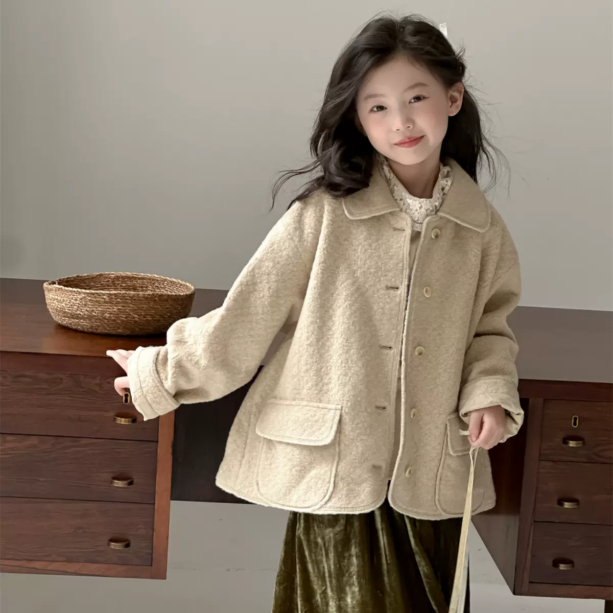 花与寻韩版2024新款冬季女童翻领外套中大童时髦夹棉夹克上衣潮