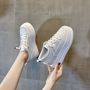 2023�ļ��_��С��ЬŮ�W�tţƤ������8cm��Ь������e�r���ɸ�Ů