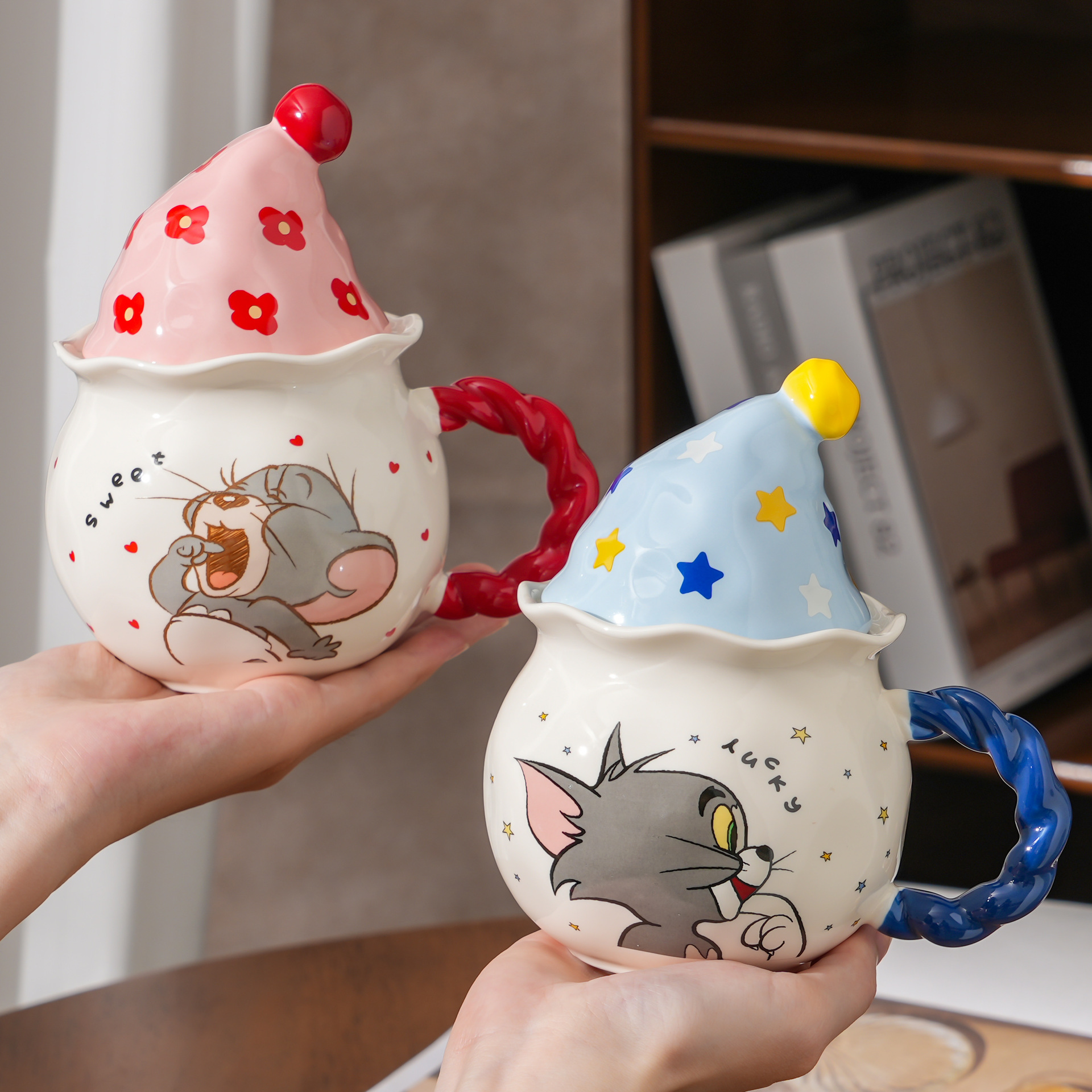 Gato y ratón auténtico regalo de mano de taza de cerámica de agua potable de alta calidad de oficina con tapa