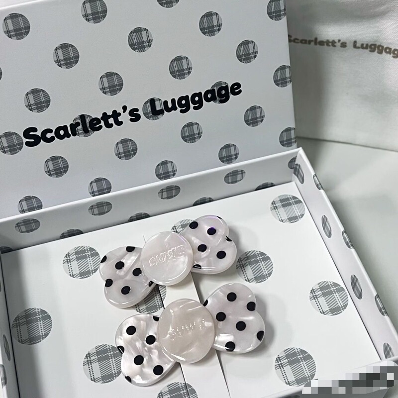 Milk White Polka Dot Heart-Shaped Duckbill Clip, Korean-Style Gentle Girl Hairpin, Acrylic Material, Niche Design Side Clip