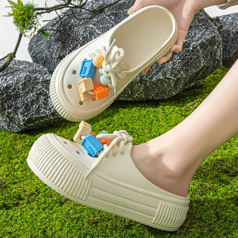 2024 новые пвх пещерные туфли милые модные летние фекалии ощущение наружной одежды для увеличения толстого дна нескользящие пещерные туфли для женщин