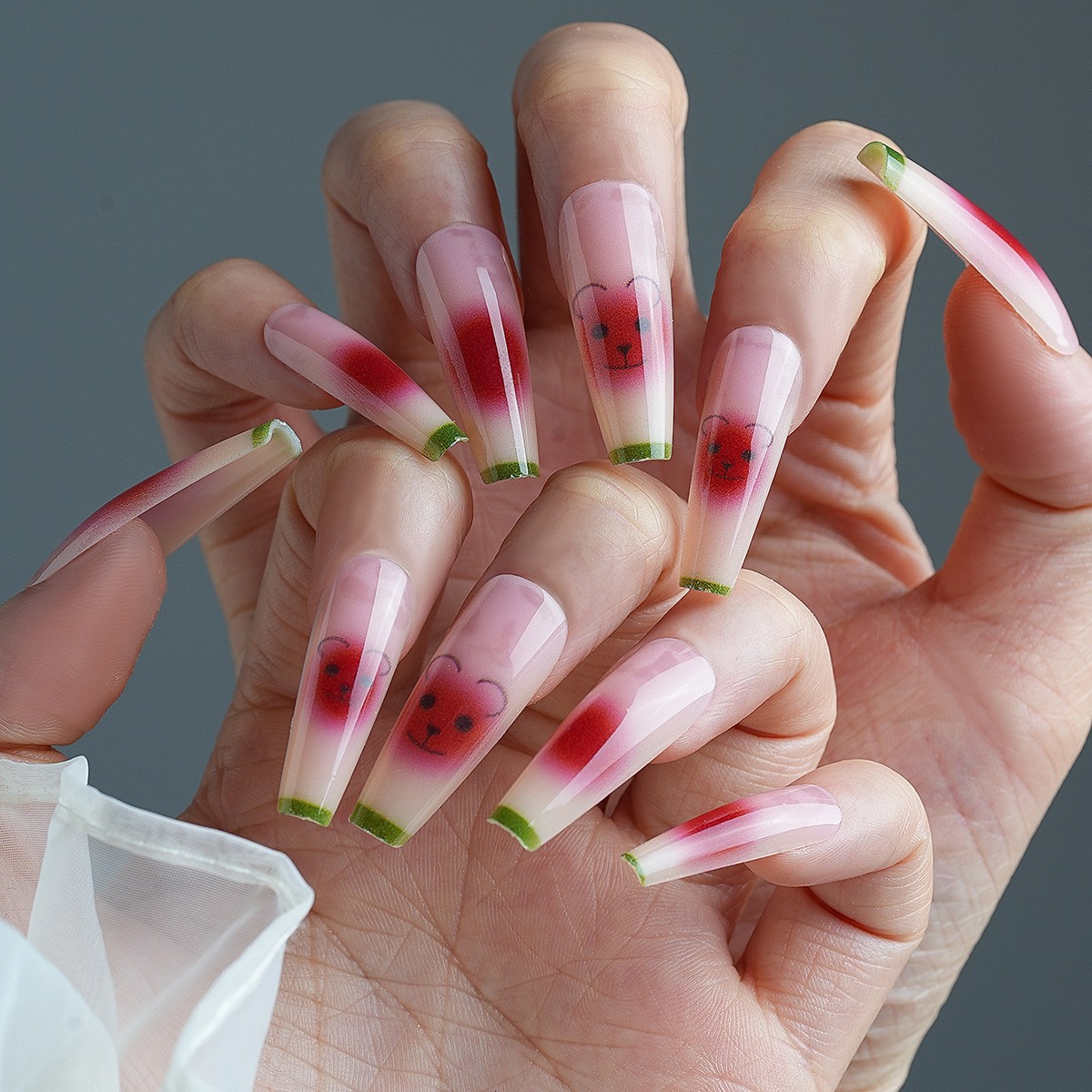 Uñas postizas de estilo francés populares transfronterizas, parches de uñas postizas largas, uñas postizas desmontables terminadas de fábrica.