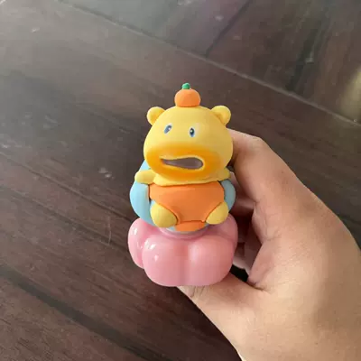 Rotating Ornament, Cute Hand-Held – Car ornaments - rotating-capybara-lulu-shock-opp-pack