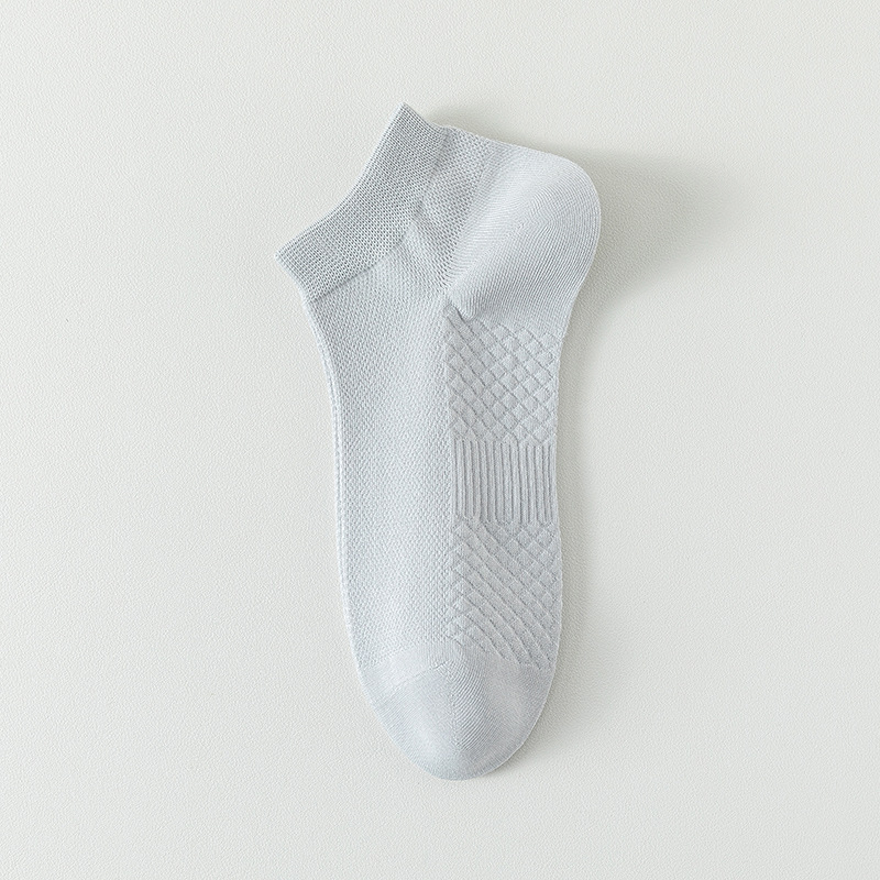 Calcetines de algodón de color sólido para hombres de verano anti-bollar calcetines de barco para hombres sin hueso 100% algodón embalaje independiente de masaje fondo calcetines de malla