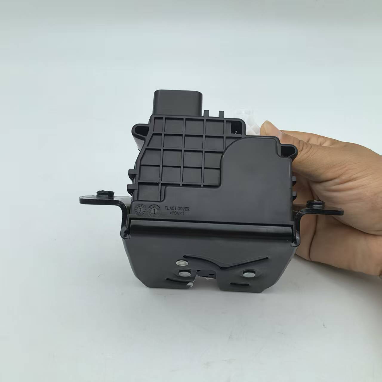 81800P2000 Is Suitable for Modern Tailgate Lock, Trunk Lock, Central Locking 81800-P2000