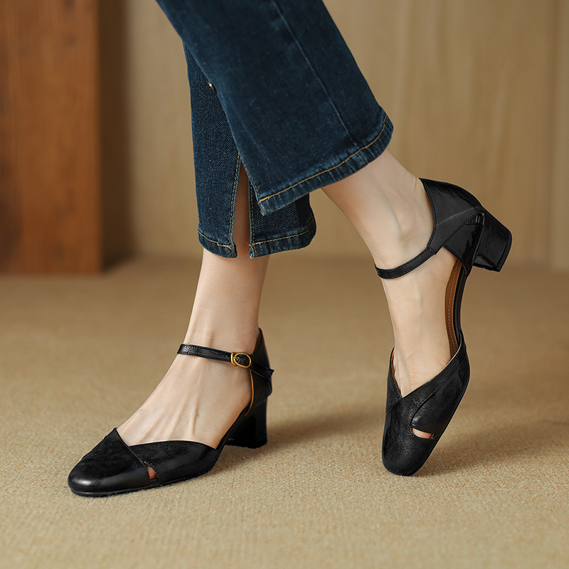 Sandal nữ quai ngang bít mũi gót cao vừa phong cách đơn giản đi làm — Màu nâu