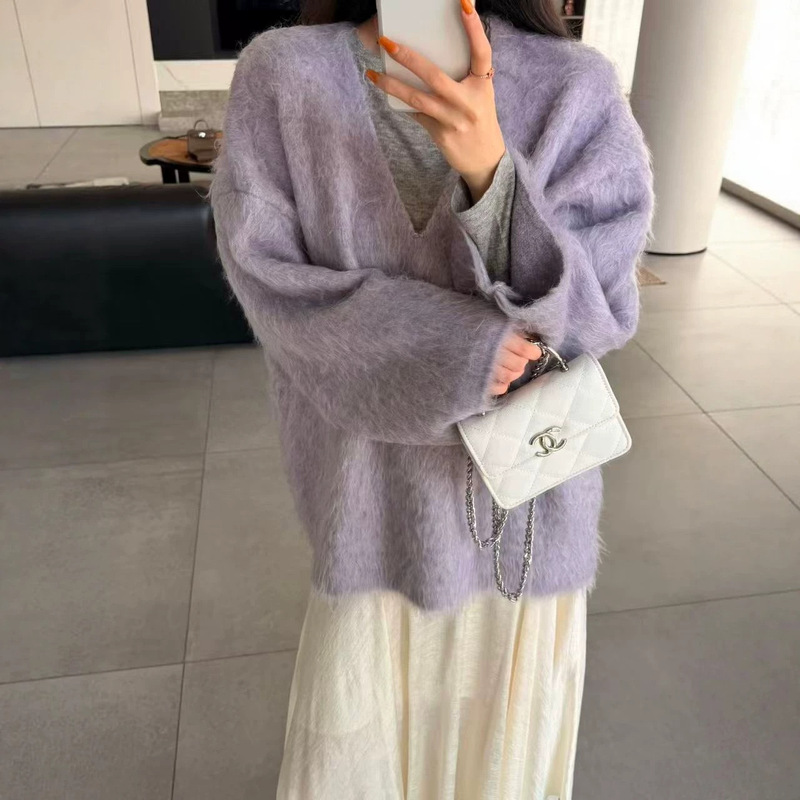 JiaZhi | Korean-style V-neck fleece slim-fit pullover sweater, soft and cozy, with a lazy vibe, soft and fluffy long knitted pullover JiaZhi | Korean-style V-neck fleece slim-fit pullover sweater, soft and cozy, with a lazy vibe, soft and fluffy long knitted pullover
