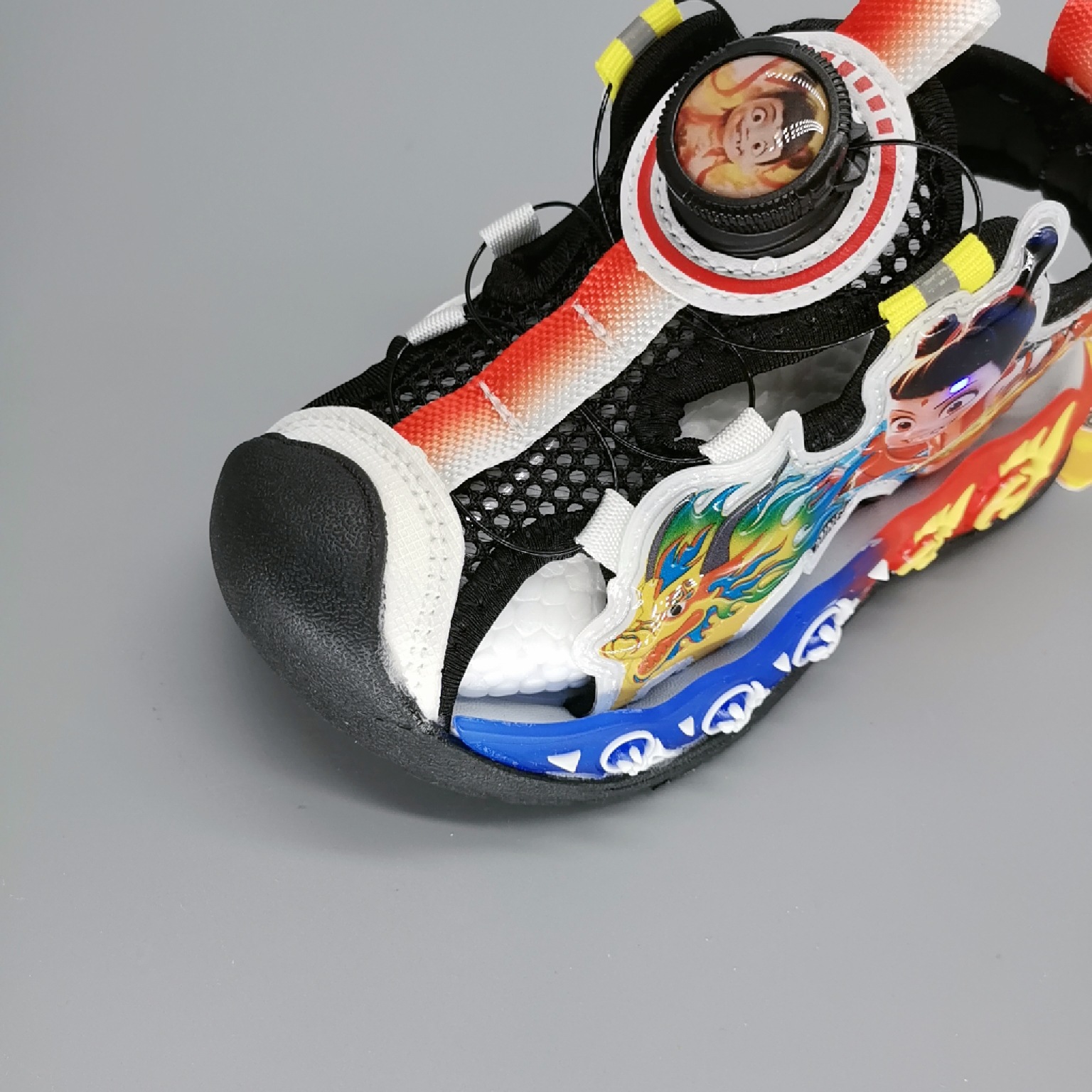 Sandalias para niños estilo de verano 2025 estilo caliente zapatos de playa para niños zapatos de verano nuevos zapatos para niñas zapatos de playa Baotou