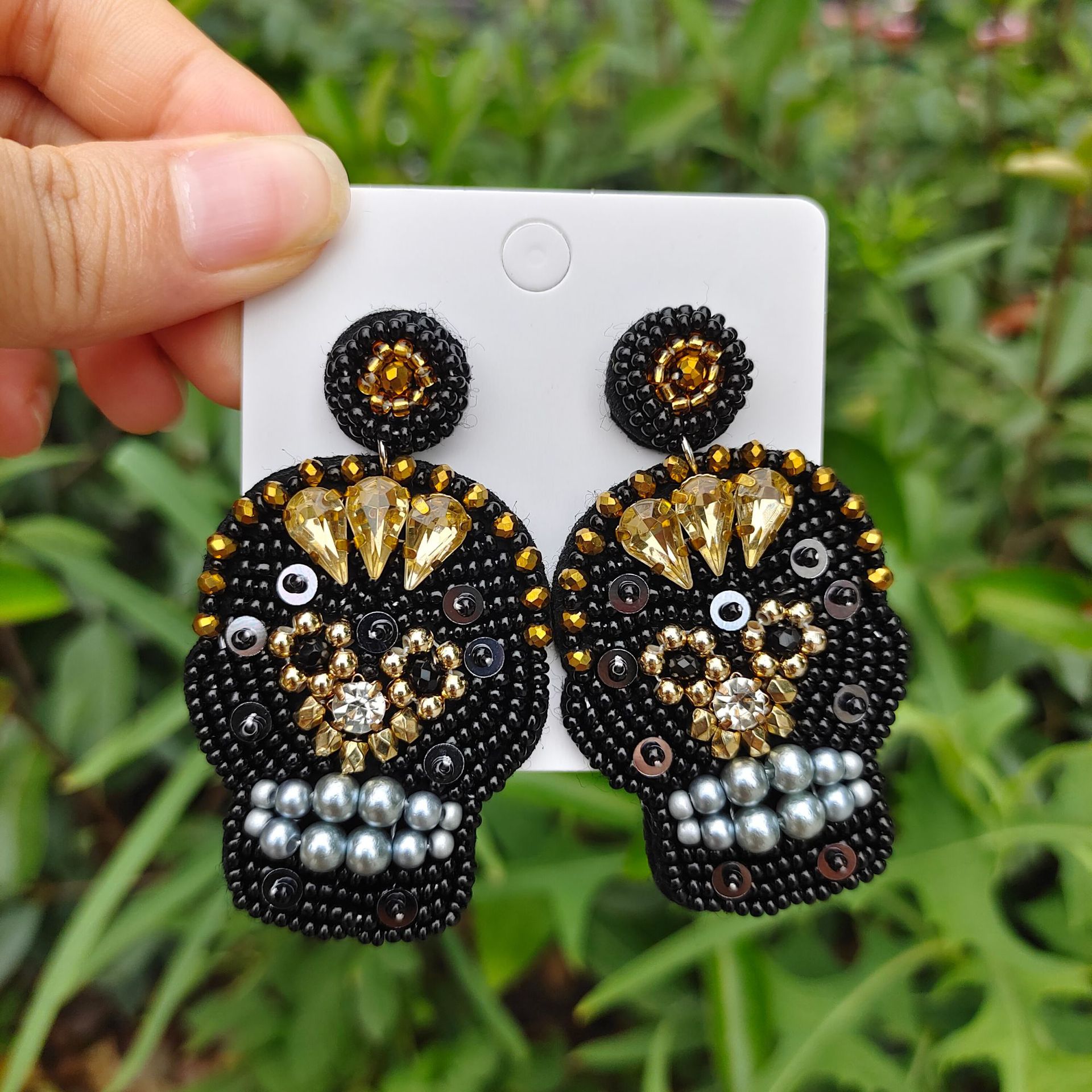 1 Pair Fashion Skull Beaded Resin Earrings display picture 8