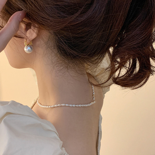 2024 New Simple Hoop Pearl Necklace for Girls, Student Besties, Light Luxury, Unusual Style, Versatile Clavicle Necklace, Wholesale for Women