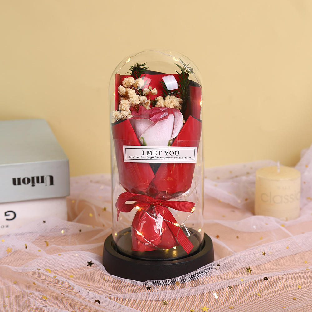 Fábrica al por mayor 520 regalos de día de San Valentín copa de vidrio eterno flores de jabón de rosas para enviar adornos exquisitos para amigos