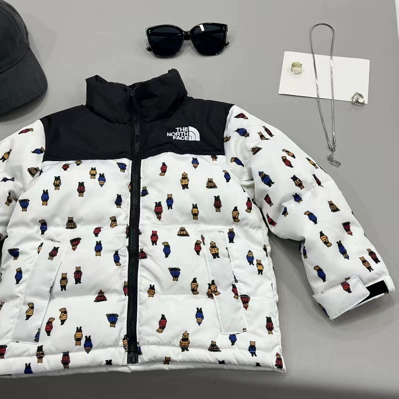 Фабрика прямых продаж-осень и зима для мальчиков и девочек повседневные пуховики 2024 новые средние и маленькие дети теплые куртки прилив