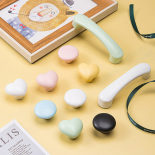 ?�մɌ������ֺ��s��ͯ�����T������Ь��������䃺ͯ����ճ