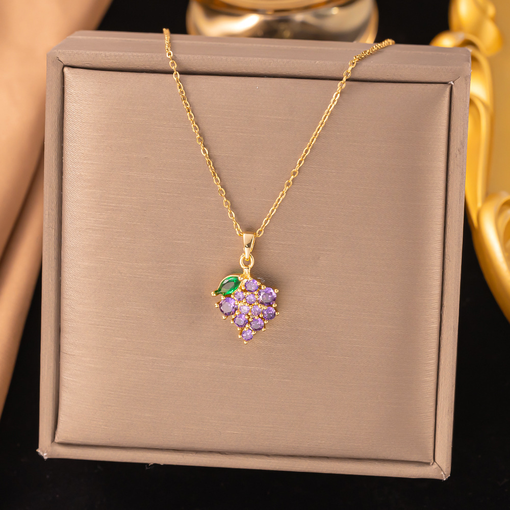 Star, Heart Shape, Flower Pattern Unisex Gender PVD Coated Real Gold Plated Star Heart Shape Flower Titanium Steel Sweet Classic Style Waterproof Non Tarnish Titanium Steel Pendant Necklace