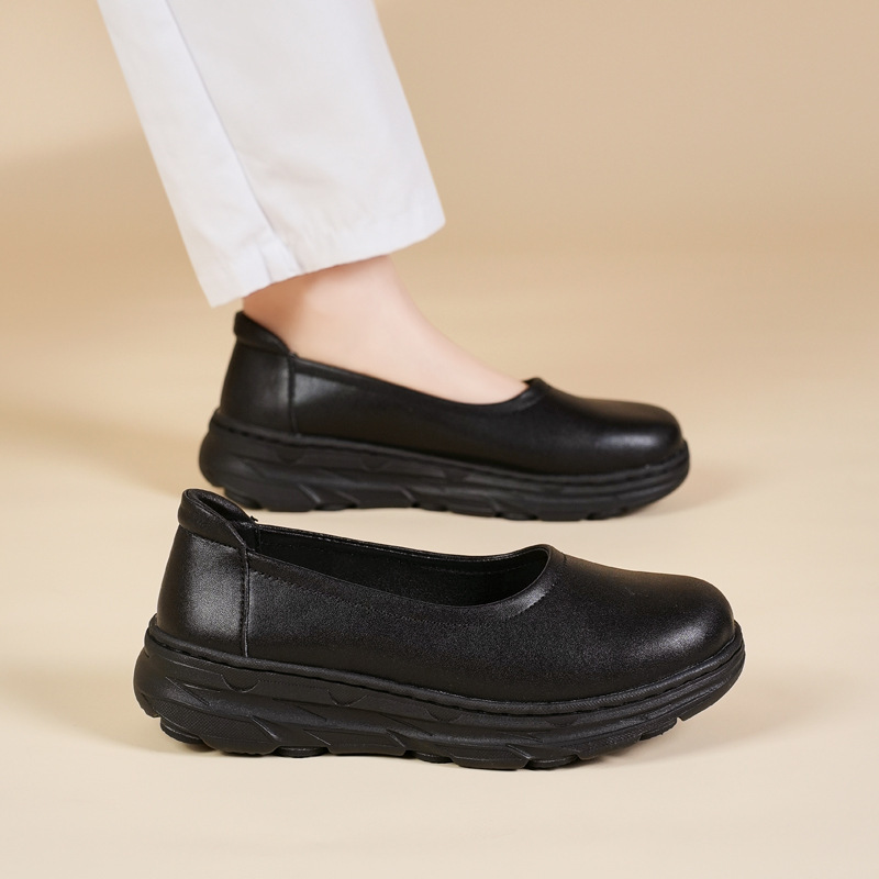Commuting Solid Color Hollow-Out Nurse Shoes with Soft Soles, Breathable and Comfortable for the Feet, Hospital Women's Summer Leather Tai Chi Breathable Casual Women's Shoes Commuting Solid Color Hollow-Out Nurse Shoes with Soft Soles, Breathable and Comfortable for the Feet, Hospital Women's Summer Leather Tai Chi Breathable Casual Women's Shoes