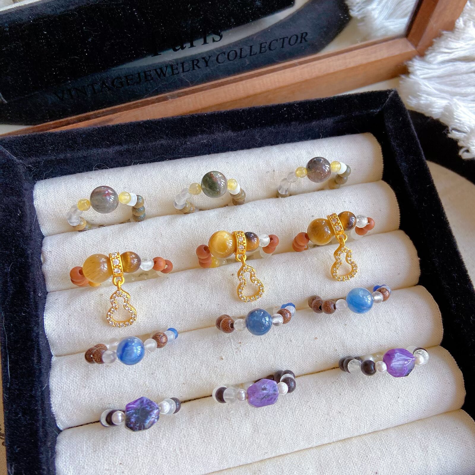 Jubei [Crystal Ring] Natural Amethyst, Blue Crystal, Tiger's Eye, Wood, Green Phantom, White Crystal – Wholesale