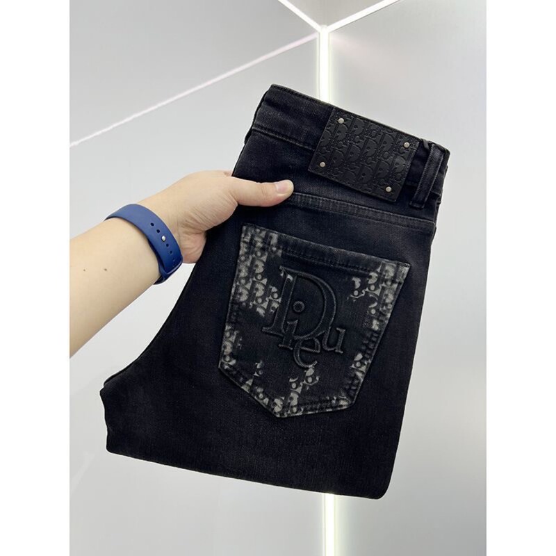 2025 Spring and Autumn New Black Jeans Stretch Slim Fit Small Feet Versatile Men's Jeans Straight-Leg Casual Pants 2025 Spring and Autumn New Black Jeans Stretch Slim Fit Small Feet Versatile Men's Jeans Straight-Leg Casual Pants