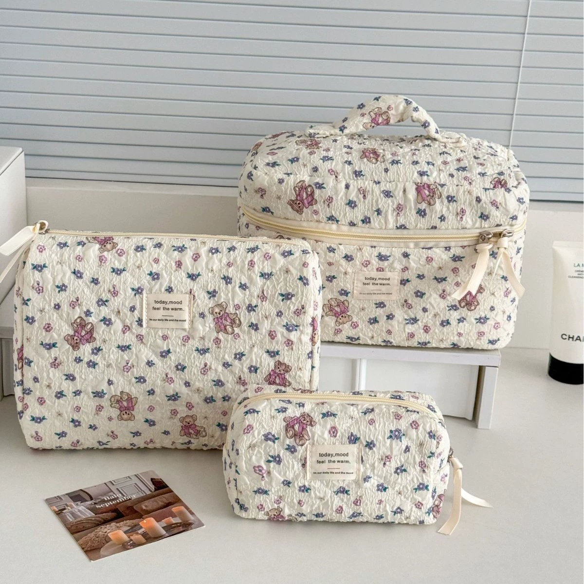 Capacious cosmetic bag with bow, handheld soft organizer bag, flowered