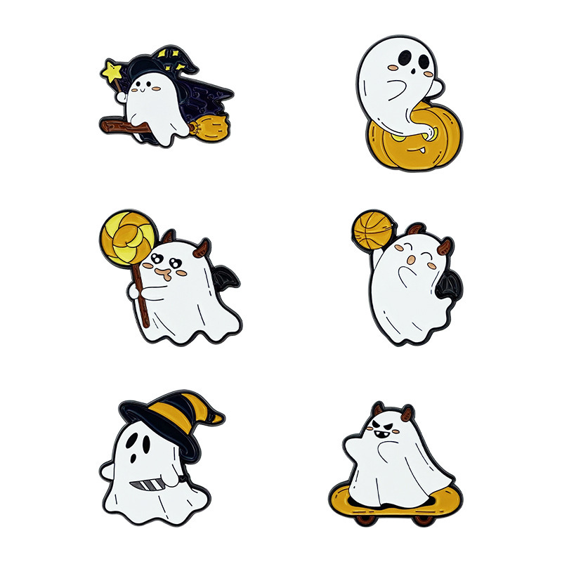 欧米の新型アニメアクセサリーハロウィーンかわいい幽霊カボチャスケートボードの魔法使いの帽子の形の漆の合金のブローチ|undefined
