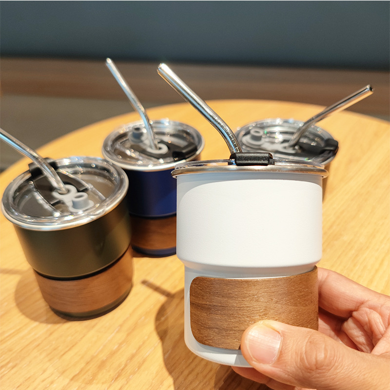 Taza de paja portátil para automóvil portátil al aire libre de alto valor con tapa para acampar al aire libre 304 taza de café de acero inoxidable de una sola capa