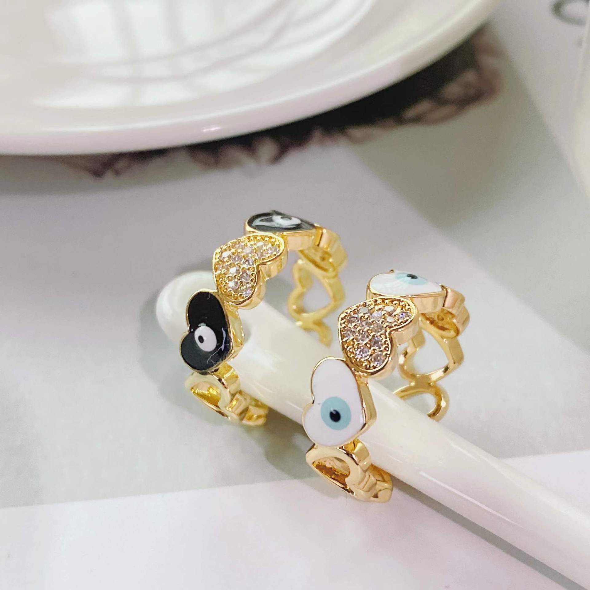 fashion trend ring 18k gold-plated oil drop diamonds heart-shaped eyes open ring