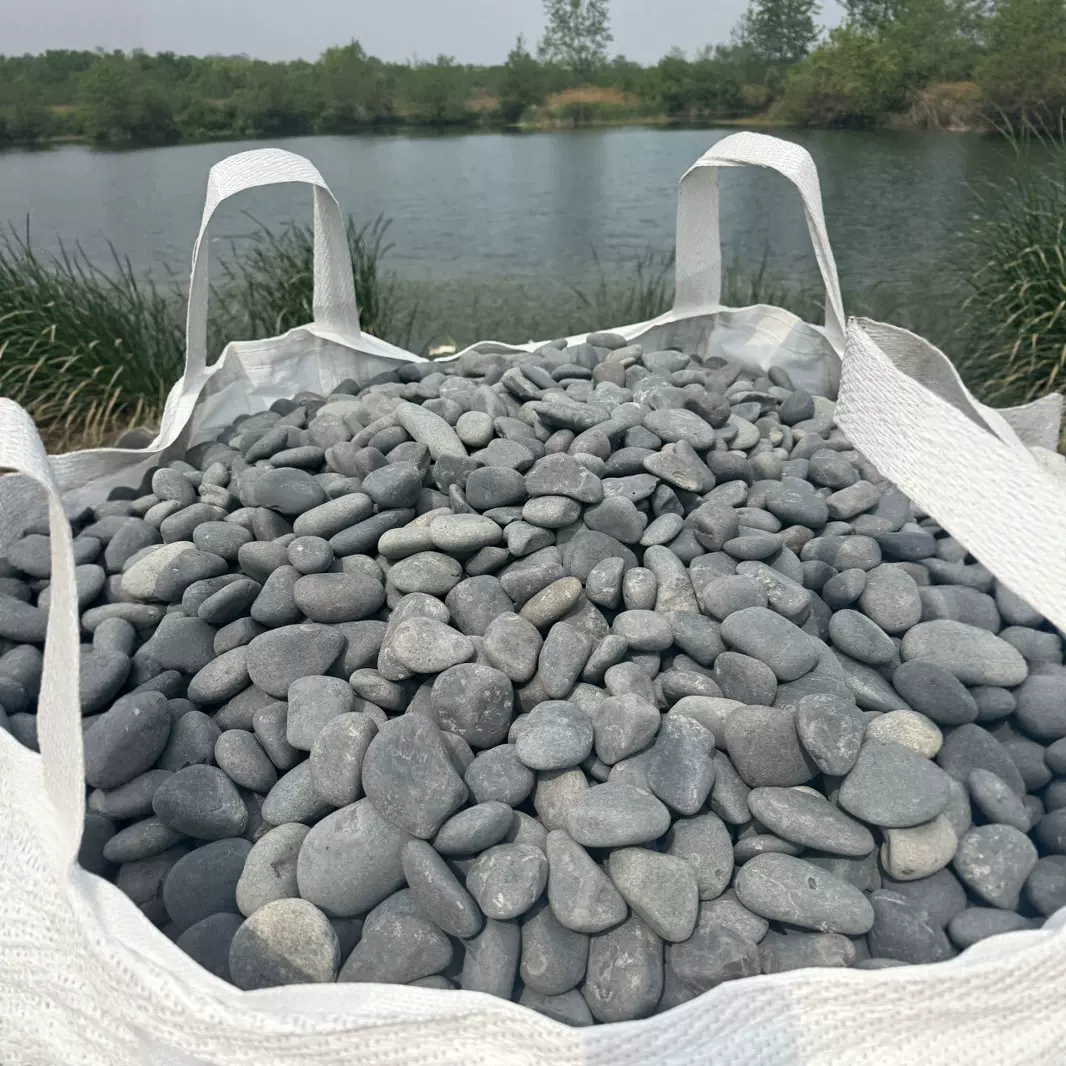 优惠灰色鹅卵石雨花石砾石园林装饰黑色景10000吨迅速供货沙石