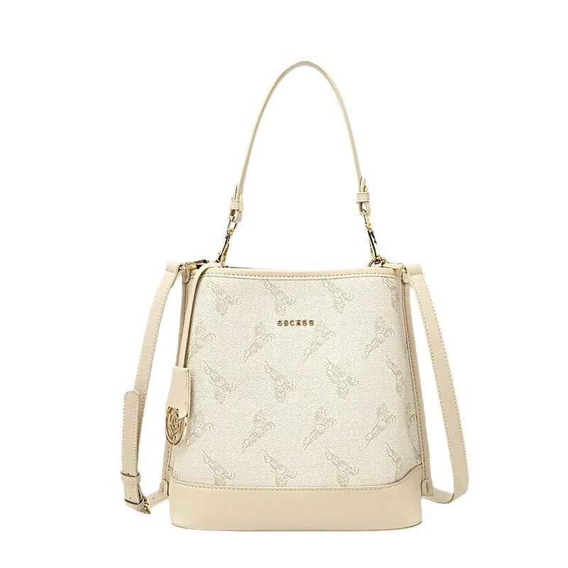 Small one-shoulder bag for leisure, high-end