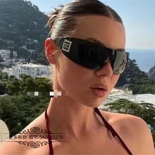 С���ʱ�а�����̫���۾� С����ŷ����insͬ��羵ī��Ůch5085