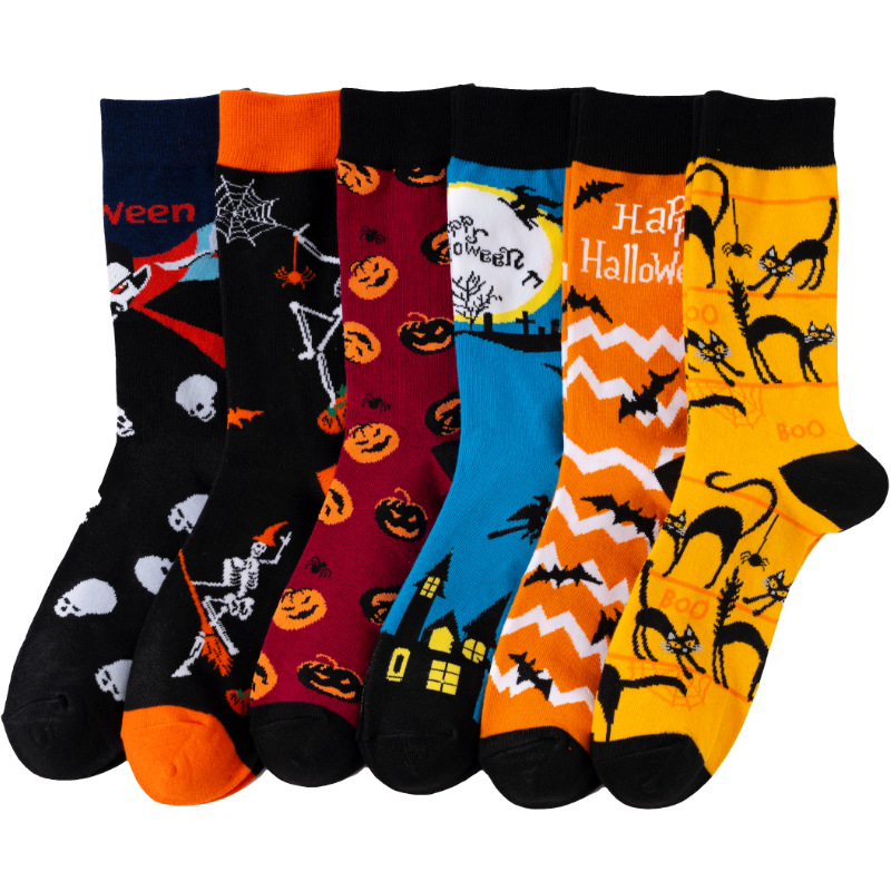 Halloween Crew Socks For Men With Spooky Pumpkin Bat Skull Design_voghion.com