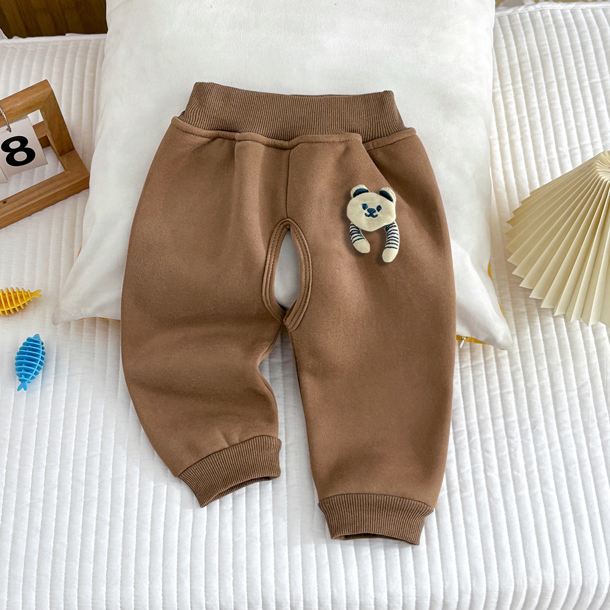 Dark brown huggable bear (velvet open pants)