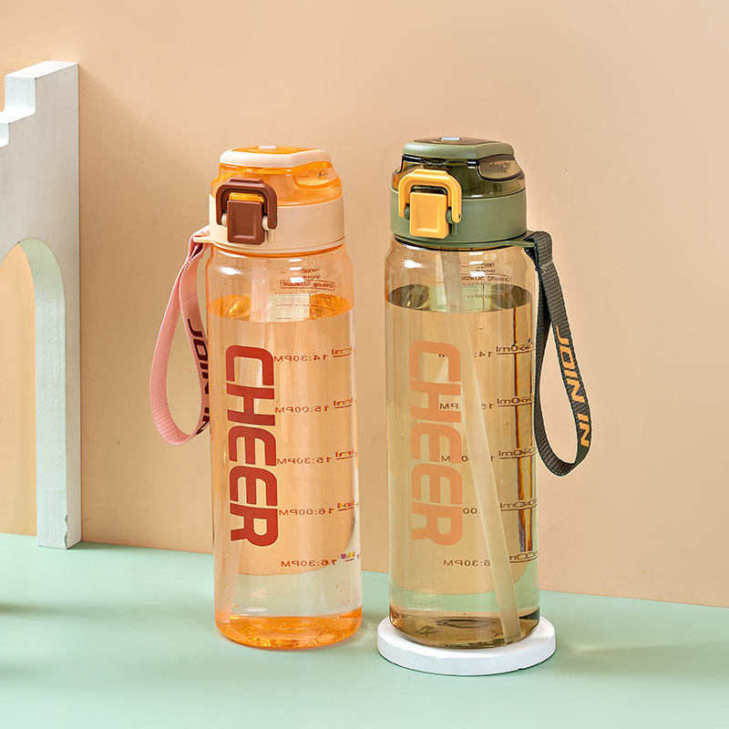 Yuntong 24 nuevos deportes taza de plástico 900ml portátil estudiante niños escuela deportes hervidor de agua potable directa taza fabricante