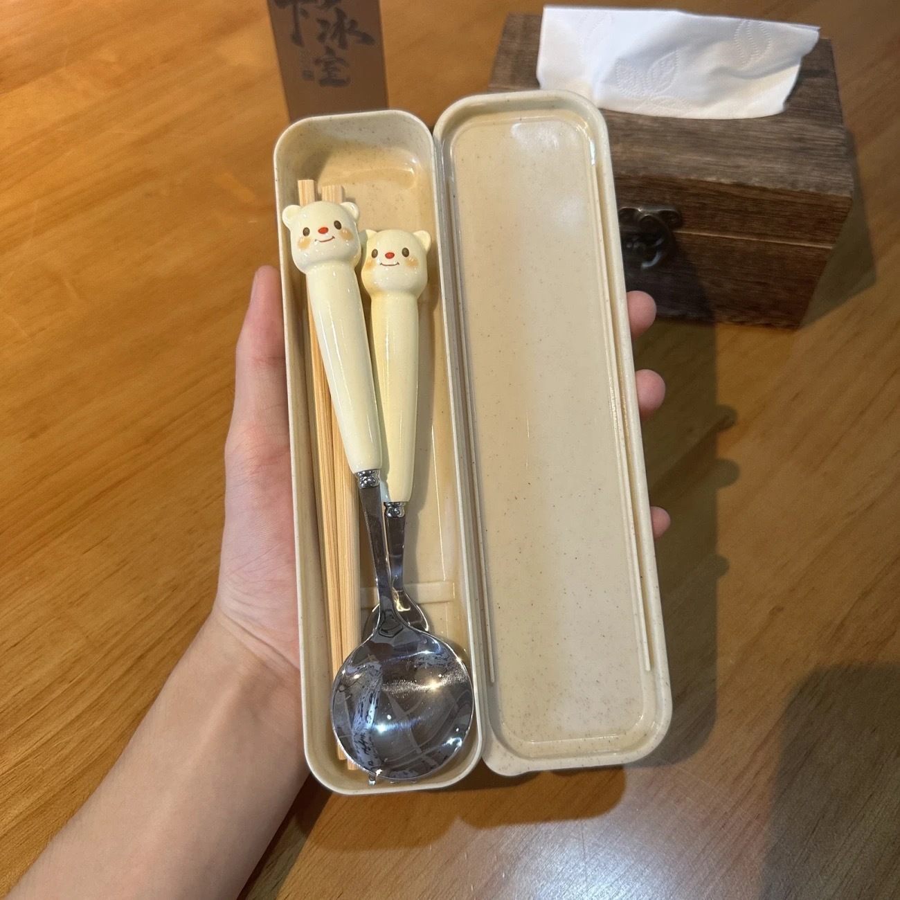 세라믹 손잡이가 달린 버터베어, 숟가락, 포크, 젓가락(베이지색 상자)