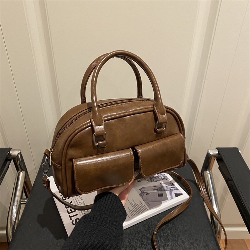 Grenzüberschreitende Mode-Nischen-Bowling-Handtasche für Damen 2026 Neue trendige Boston-Schulter-Crossbody-Tasche_voghion.com
