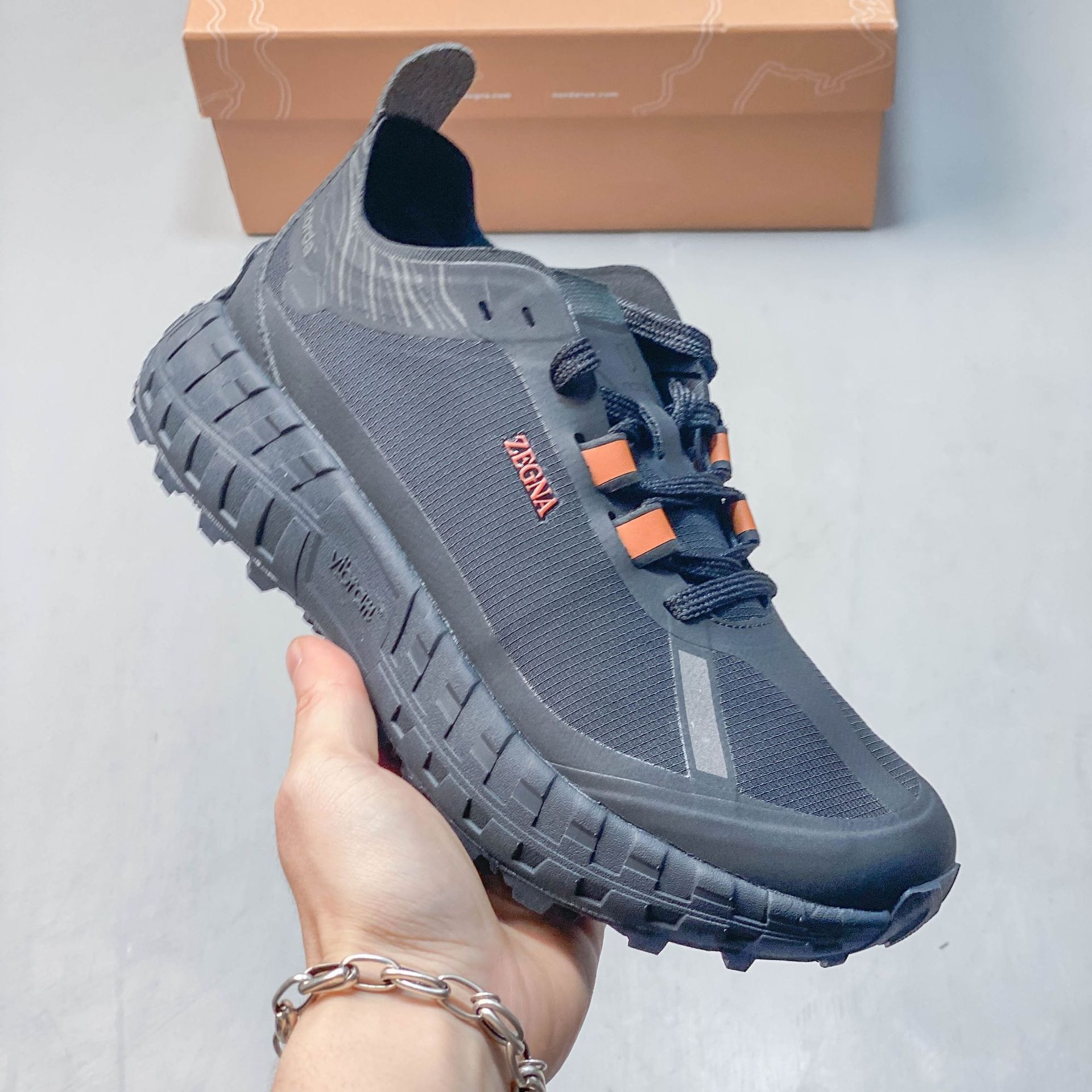 Comercio exterior de alta versión zapatillas de corrida de malla de campo NORDA NODA 001 zapatillas de nicho casual